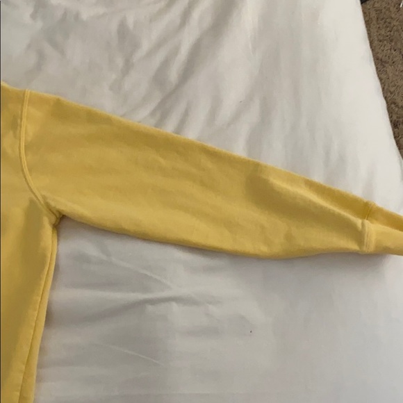 yellow crew neck - Picture 2 of 4